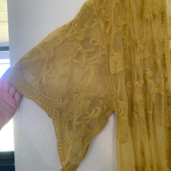 Mustard Lace Kimono - Picture 2 of 4